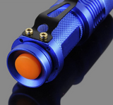 Mini CREE Q5 - Zoomable - 2000 Lumen - LED Flashlight